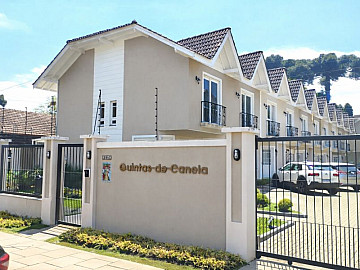 Casa Geminada � Venda